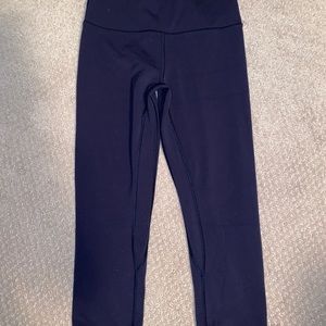 Lululemon Align Crops - Navy size 4